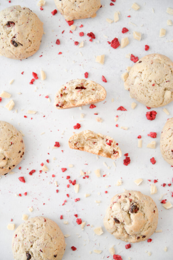 Vegourmandises-Vegan-Cookie-Yummy-Biscuit-Maison-Framboise-Citron-Chocolatblanc
